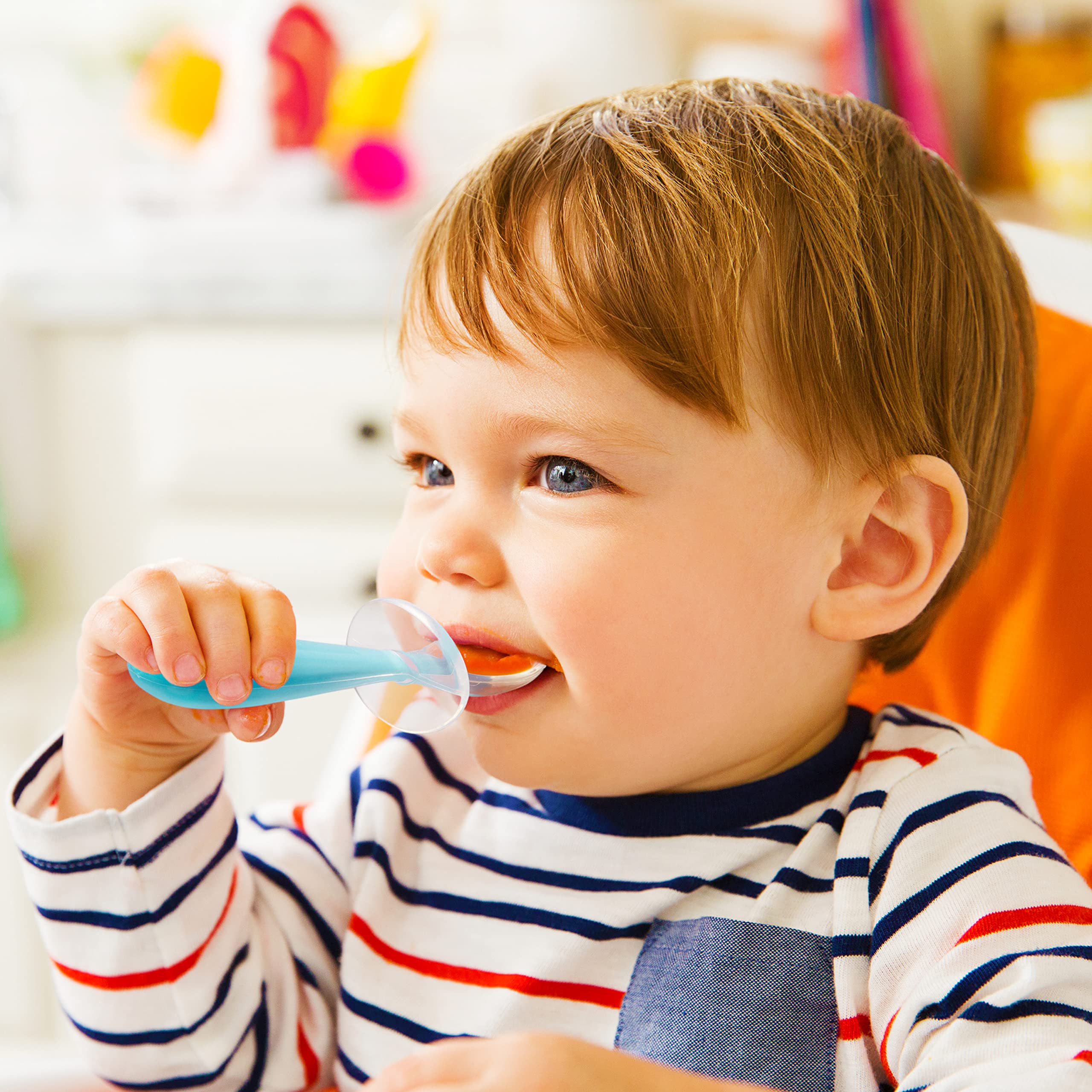 Munchkin Silicone Scoop Trainer Spoons With Choke Guard For Baby Led Weaning, 4 Count, Blue/Green